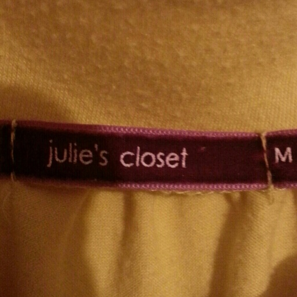 Yellow top - Picture 2 of 4