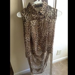Hi low animal print top
