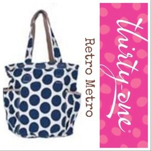 31 Retro Metro bag with "M"