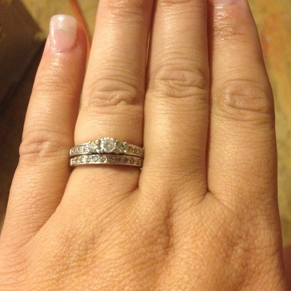 14k white gold and diamond wedding set!