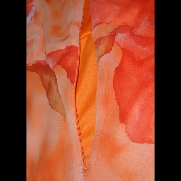 Long dress - Picture 4 of 4