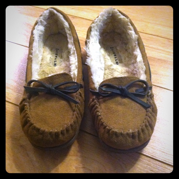 🎉SOLD🎊Furry Moccasins