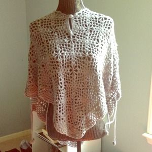 ❤️🎉HOST PICK 7/13🎉❤️ Grey Crochet Shaw