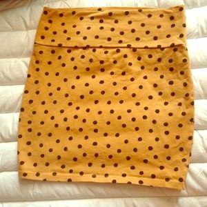 Mustard yellow pencil skirt