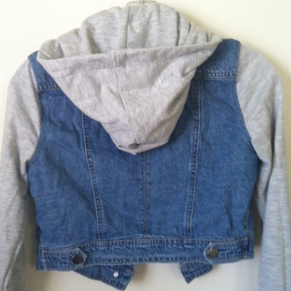 Forever21 Cropped Denim Hoodie - Picture 3 of 3