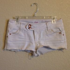 Double button shorts