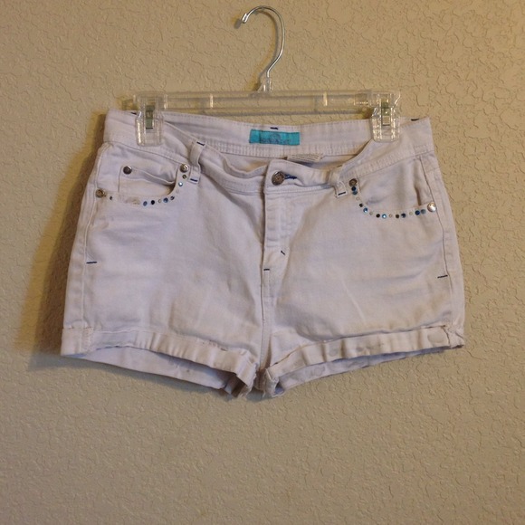 Summer white shorts
