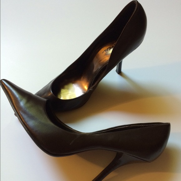 X-appeal brown heels