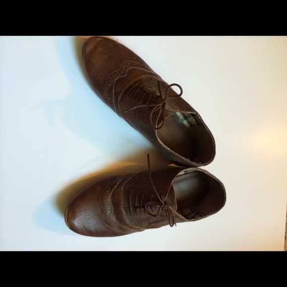 Brown Oxfords
