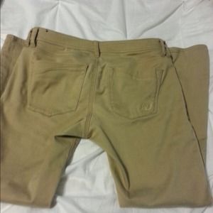 Bundle 2 pairs of pants very pretty .