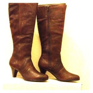 Closet Clear Out - Born "Bullock" boots, size 8