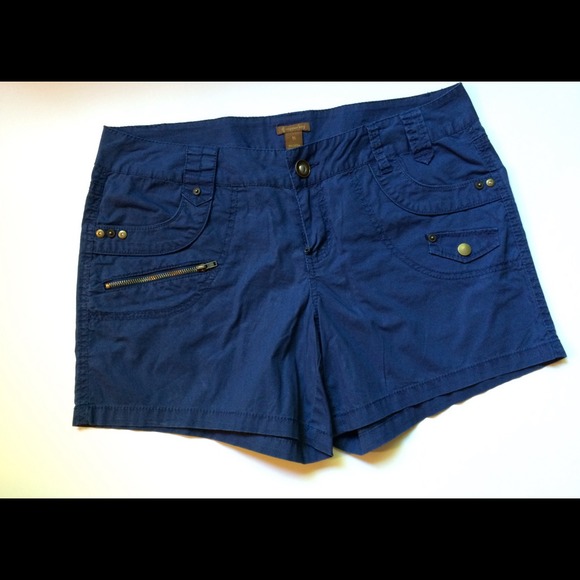 Navy shorts size 11