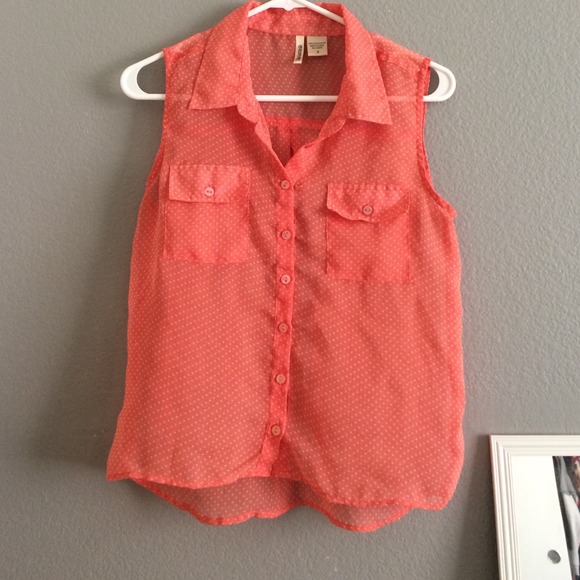 Salmon color top