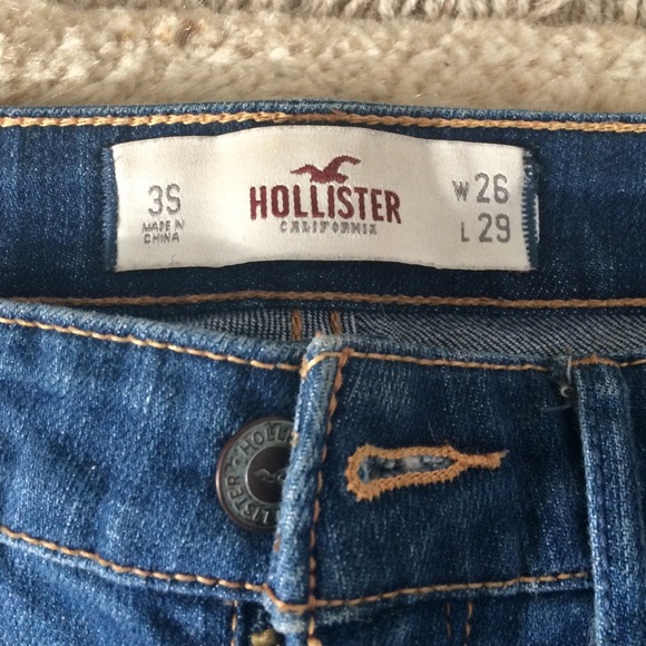 Jeans - Picture 2 of 3