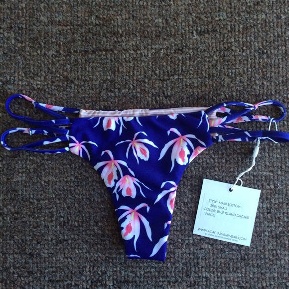 ❌SOLD❌Acacia NWT Blue Island Orchid Maui bottoms - Picture 1 of 4