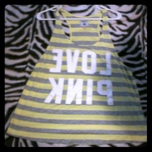 Victoria Secret tank size med