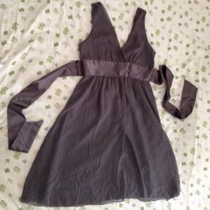 🚫sold in bundle🚫 grey chiffon v-neck dress