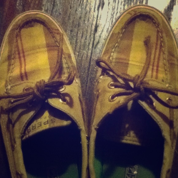 Sperry Topsiders - Picture 1 of 2