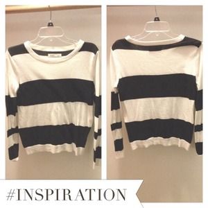 ▪️▫️Timeless B&W Stripped light sweater