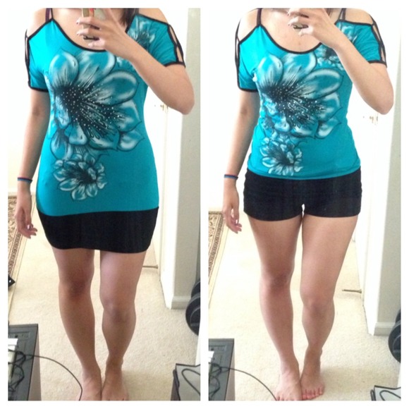 🚫sold in bundle🚫 Black and teal top/dress