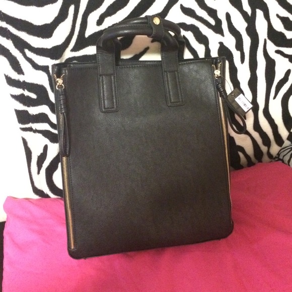 🚫SOLD🚫 Forever 21 two zipper bag
