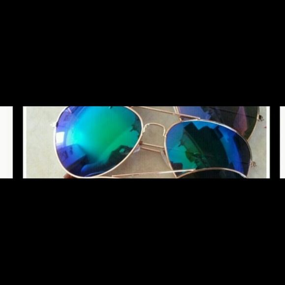 blue mirror sunglasses