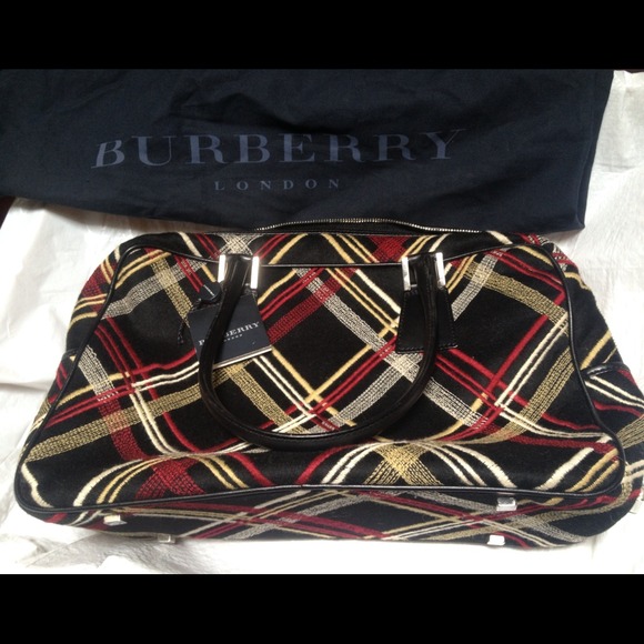 Vintage Extremely Rare Burberry purse NWT