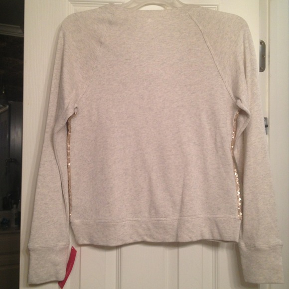 ♥Host Pick!! 8/9♥Sequined Sweatshirt♥ - Picture 2 of 4