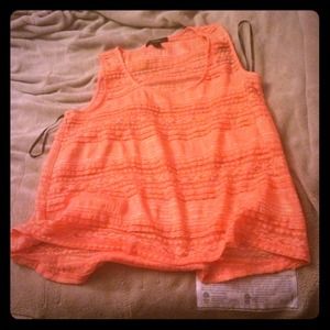 Forever 21 peach lace tank top