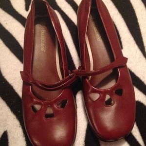 Burgundy Flats w/Velcro Strap