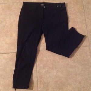 Stretch capri pants