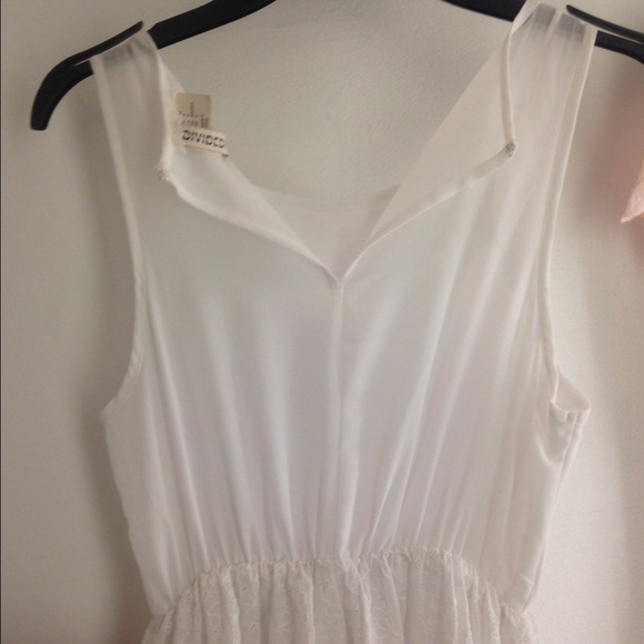 H&M white dress - Picture 2 of 4