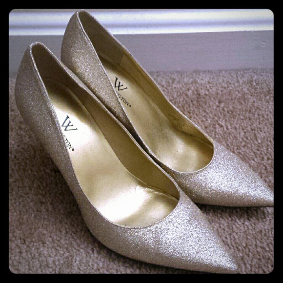 Gold sparle high heel