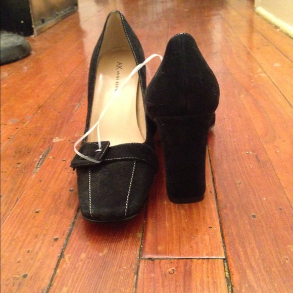 Heels - Picture 4 of 4