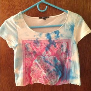 Urban outfitters cropped tee