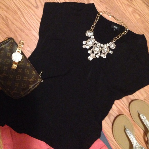 🇺🇸Mossimo top🇺🇸 - Picture 2 of 2