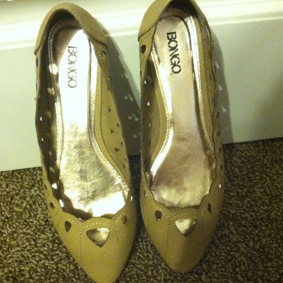 👒Gorgeous nude flats!👒 - Picture 3 of 4