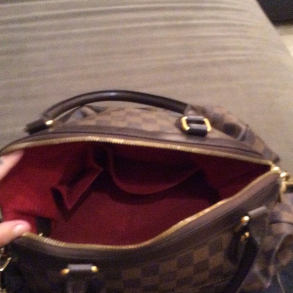 Louis Vuitton "Trevi Gm" - Picture 3 of 4