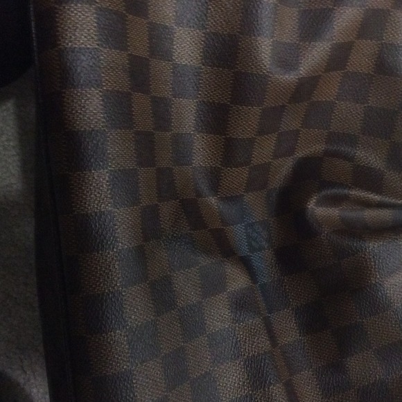 Louis Vuitton "Trevi Gm" - Picture 4 of 4