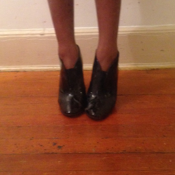 Black booties - Picture 4 of 4