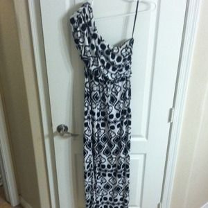 Black and white maxi