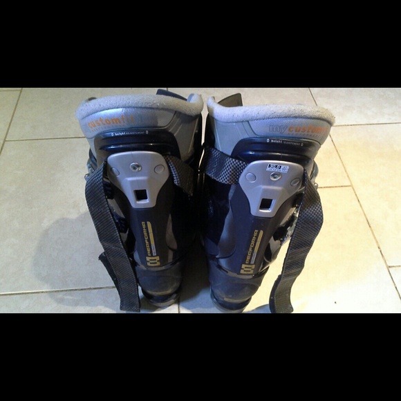 Salomon Performa Skiing Boots For Men - Picture 3 of 3