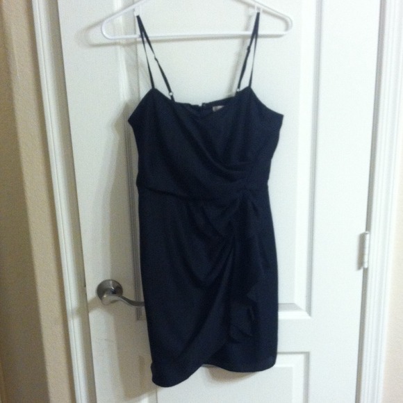 LBD - Picture 1 of 2