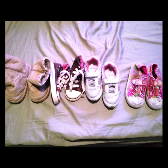 ❌SOLD❌Toddler shoes