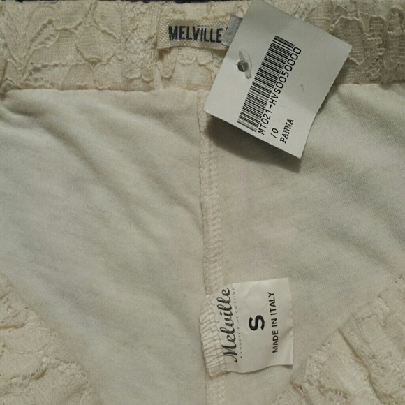 ❤ SOLD ❤  Brandy Melville Panna Shorts in Cream - Picture 4 of 4