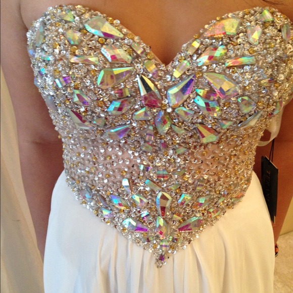 🚫SOLD🚫Terani Couture long rhinestone prom dress - Picture 3 of 4