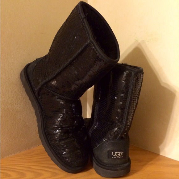 UGG Boots - Sparkle Black UGGS👍👍HOLD