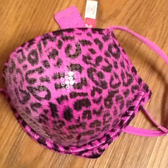 SOLD - Picture 2 of 4