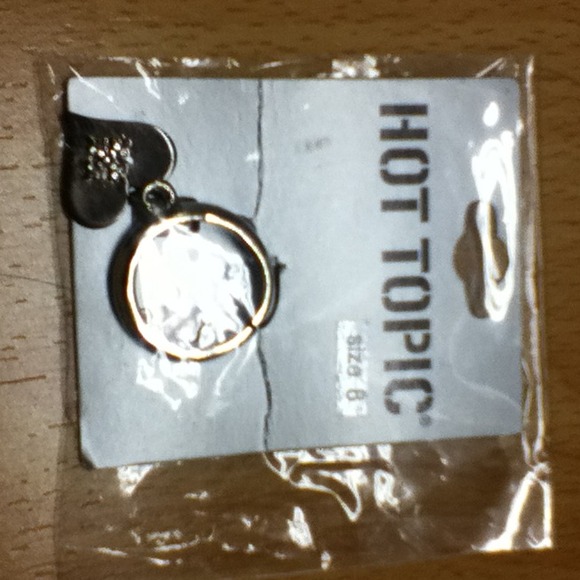 Hot topic ring