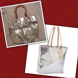 Vince Camuto Ina Tote in silver snakeskin NWT